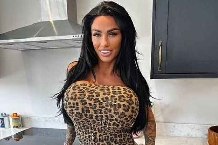 Katie Price 'risks arrest' for wearing 'disrespectful' outfit in Dubai