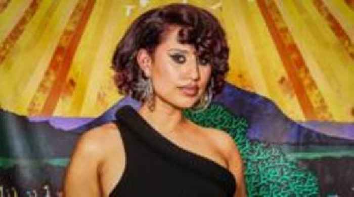 Glastonbury backstage photographer ready for Raye