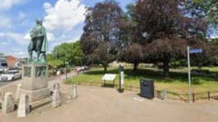 Police park drinking Facebook post appalling, meeting told