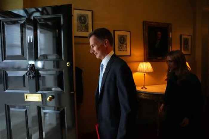 Jeremy Hunt ‘made mistake’ in taxing non doms
