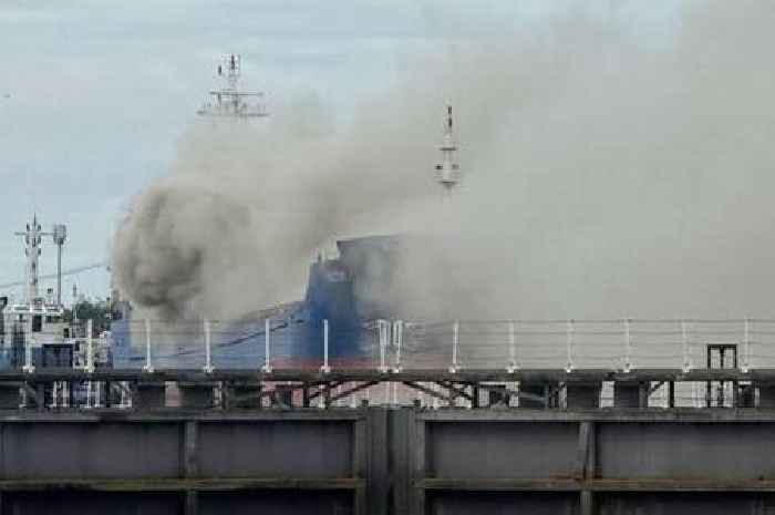 Ship on fire in Albert Dock as smoke engulfs Hull city centre - updates