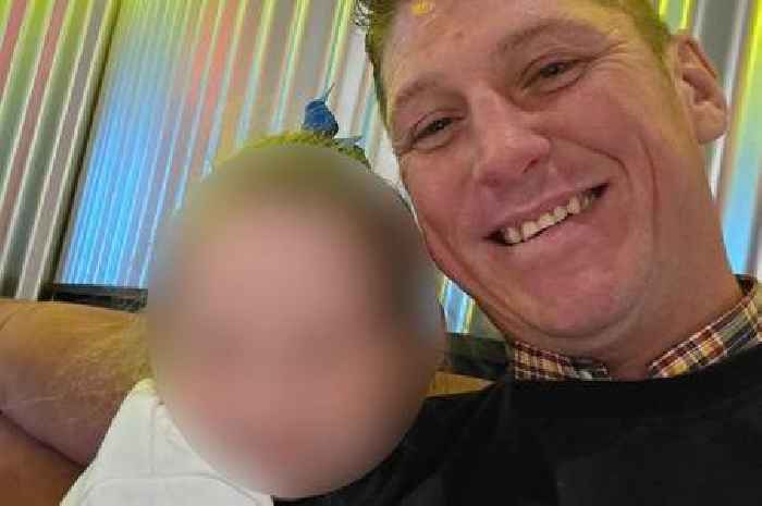 Dad hospitalised by 'false widow' spider after it crawled into bed  and bit him while he slept