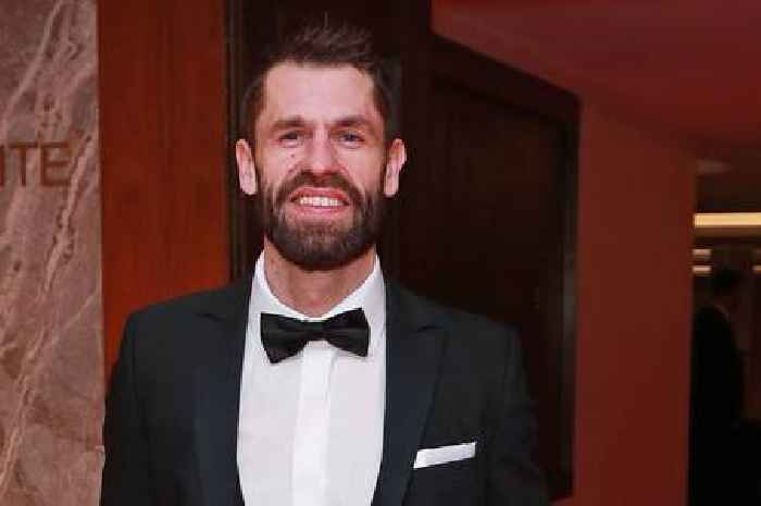 Kelvin Fletcher issues warning to Emmerdale brother as fans demand his return