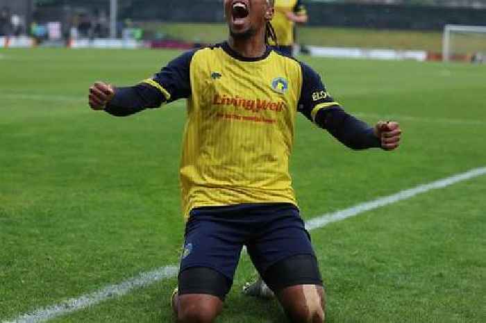 Yeovil Town make first signing of the summer