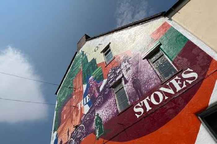 'Vibrant' mural unveiled in 'proud' North Staffordshire market town