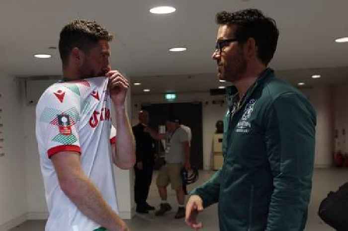 Ryan Reynolds and Rob McElhenney's kind act to Wrexham star who broke down crying in warm-up