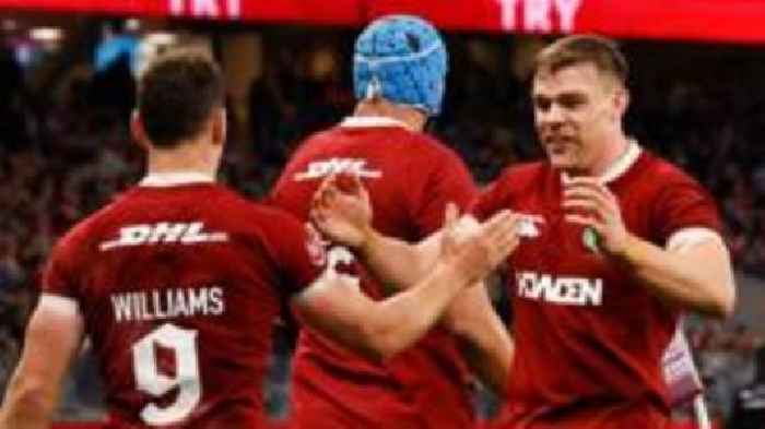 Lions run in eight tries in win over Western Force