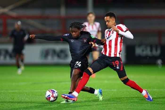 Swindon Town trial for Cheltenham Town's former Aston Villa and Sunderland midfielder Harrison Sohna