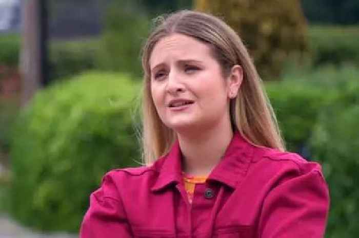 Ex-Emmerdale star looks 'unrecognisable' as she makes return to TV after soap exit