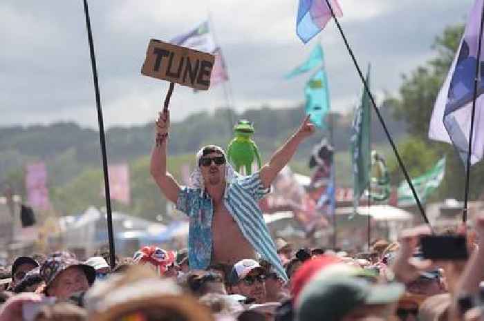 Huge hints dropped mystery Glastonbury band 'Patchwork' is Pulp