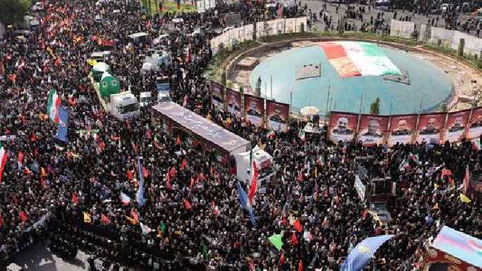 Chants of 'death to America' at funeral for Iranian military commanders and scientists