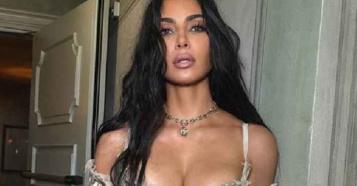 Kim Kardashian Wears Gorgeous Dress: Photos