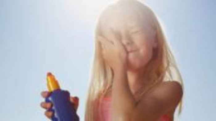 School sun safety lessons trialled to tackle skin cancer