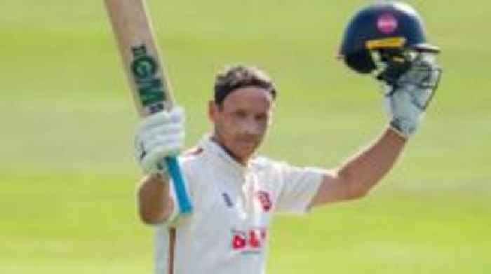 Essex open up healthy lead on day one v Yorkshire
