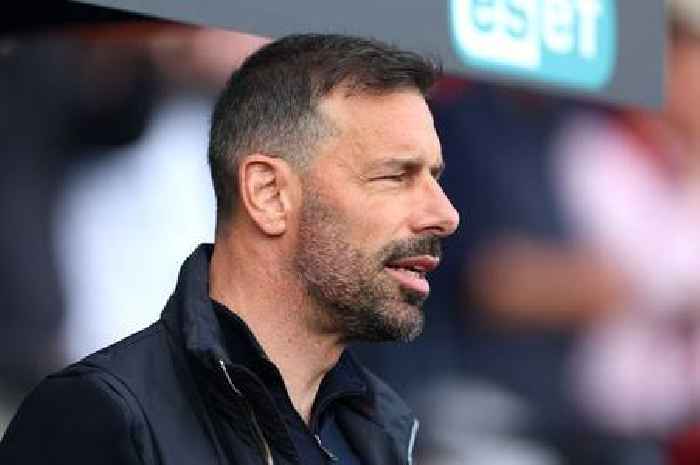 Ruud van Nistelrooy doubles down on Leicester City message as he receives Man United response
