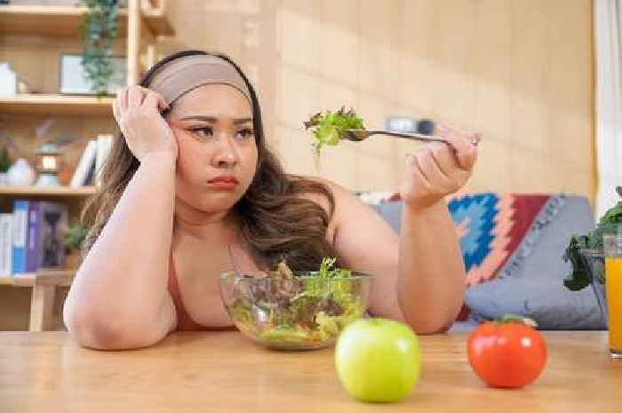 Obese adults urged to cut just 50 calories from daily diet to lose weight