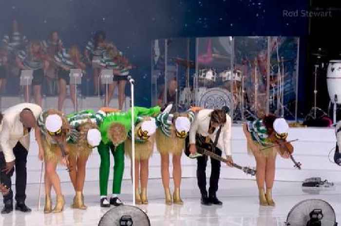 Celtic-daft finale for Rod Stewart as he rocks Glastonbury at 80