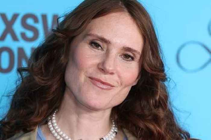 Kate Nash slams JK Rowling, Rod Stewart and Denise Welch in Glastonbury set