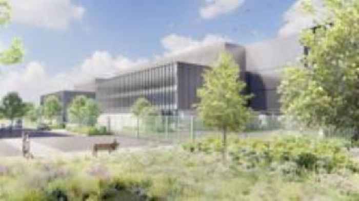 Pinewood Studios submits £1bn expansion plans