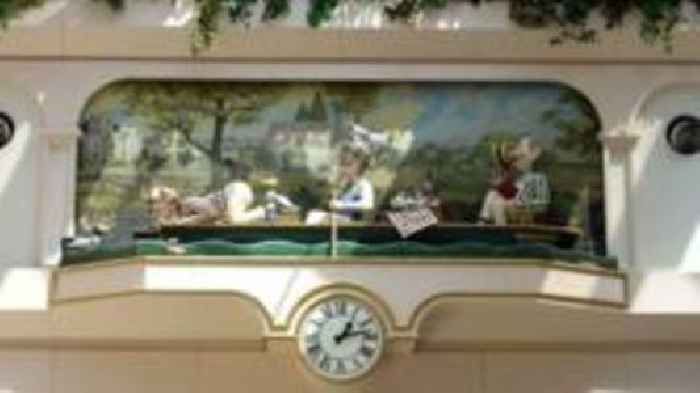 Three Men in a Boat clock to return