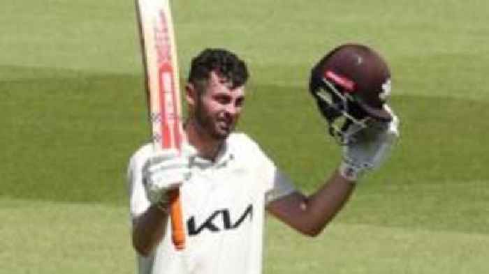 Surrey smash club-record 820 against Durham