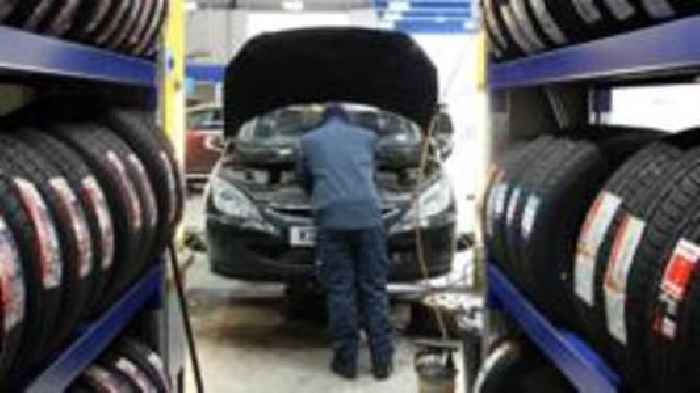 Data from a million people stolen from garages