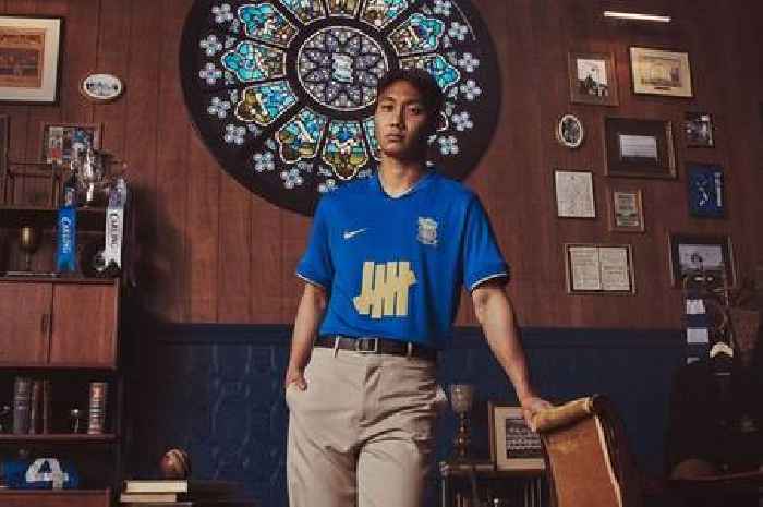 Birmingham City unveil new 2025/26 kit with golden twist
