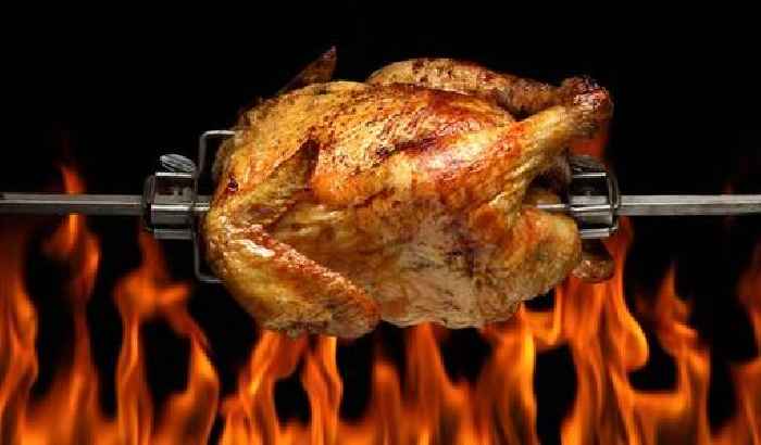 Dad makes horrifying Costco rotisserie chicken discovery he initially thought was 'just fat'