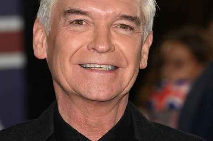 Chris Tarrant delivers savage three-word jibe at Phillip Schofield's career