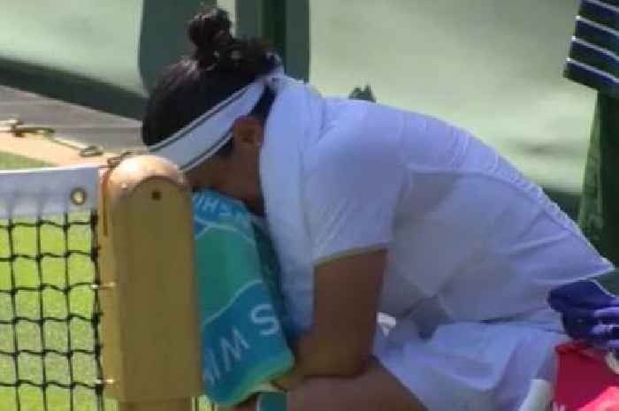 Wimbledon star breaks down and leaves court minutes into match as help called