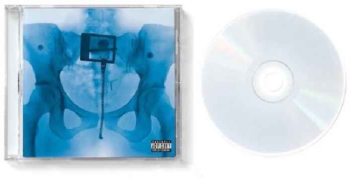 Lorde’s Transparent Virgin CD Doesn’t Play, Fans Say