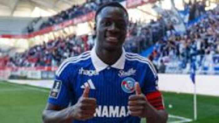 Sunderland sign Diarra from Strasbourg in club record deal