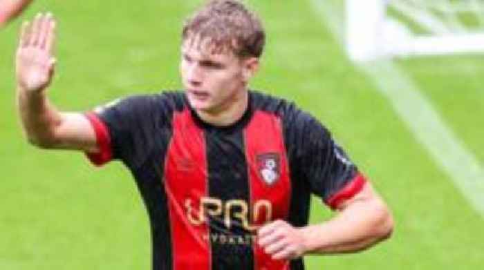 Walsall sign Bournemouth striker Stuttle on loan