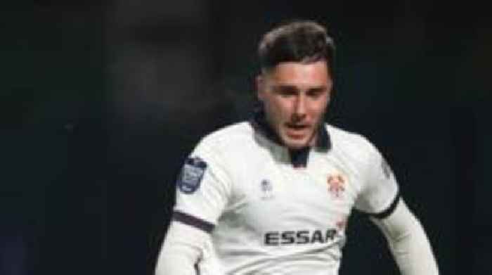 Oldham Athletic sign ex-Tranmere winger Hawkes