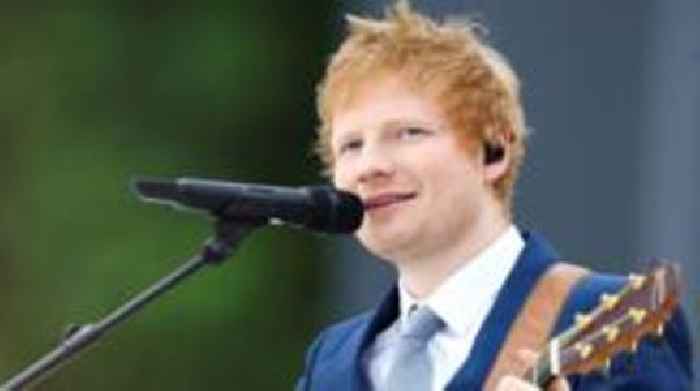 Sheeran donates boxers and bathmat ahead of gigs