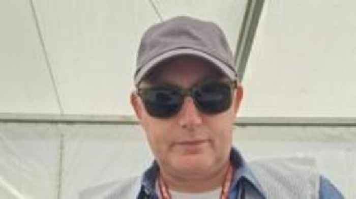Working with Brad Pitt 'a privilege' - film extra