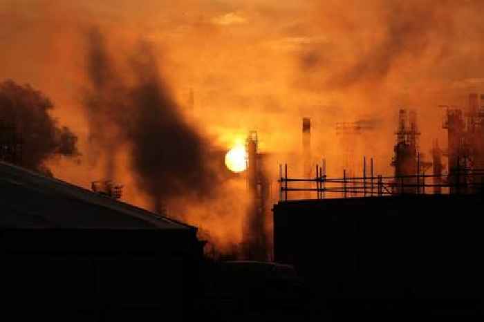 Government calls for investigation as Lindsey refinery owner folds