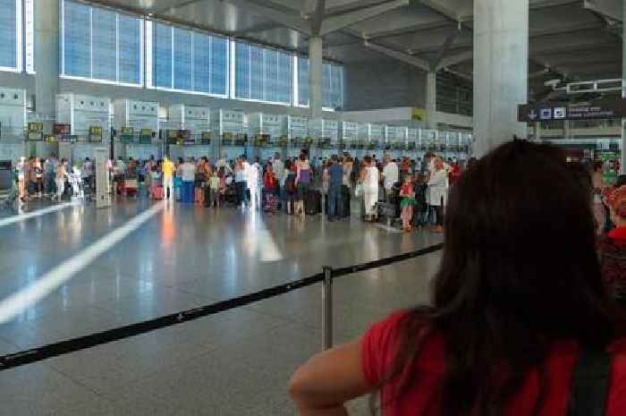 Brits in Spain fear 'missing their flights' due to 'mad' queues at popular airport