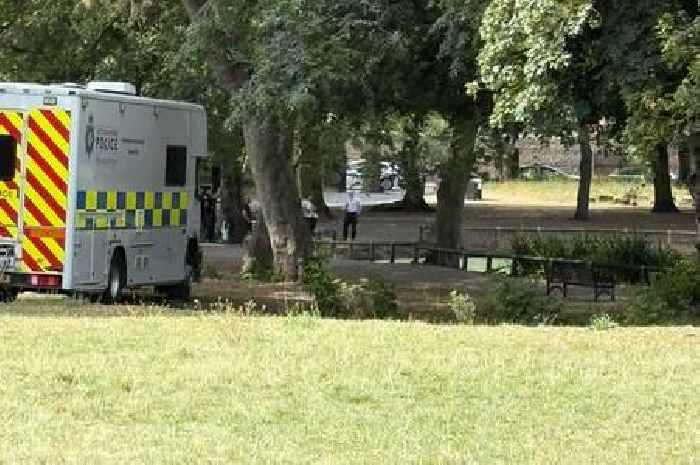 Police search pond with underwater divers seen at Vernon Park in Basford
