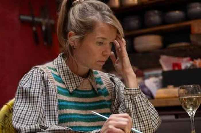 Netflix adds 'twisted' Anna Maxwell Martin thriller with season 2 in the making