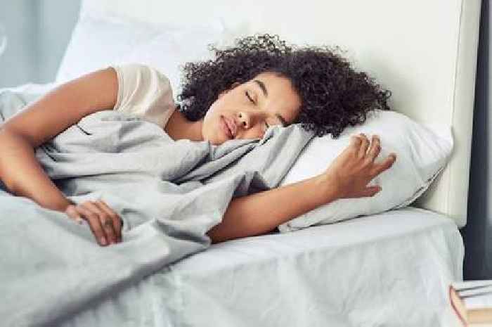 Expert explains how many hours sleep you must get to maintain a healthy heart