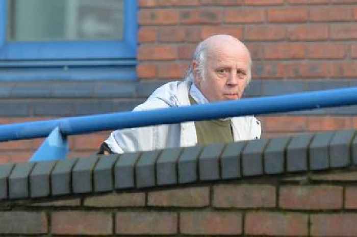 Pervert hopes to land job in Stoke-on-Trent kebab shop after dodging jail