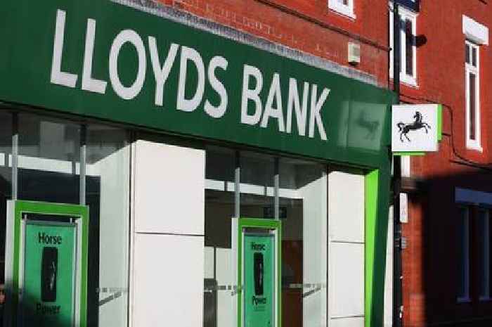 Lloyds Bank is offering customers £185 for switching but you'll need to hurry