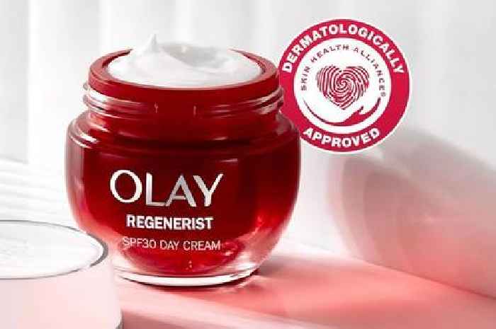'Firming' anti-ageing cream that keeps skin 'wrinkle free' slashed by 57%