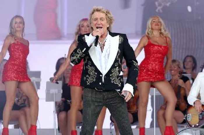 Rod Stewart shares how much he made from Glastonbury legends slot but didn't make a profit