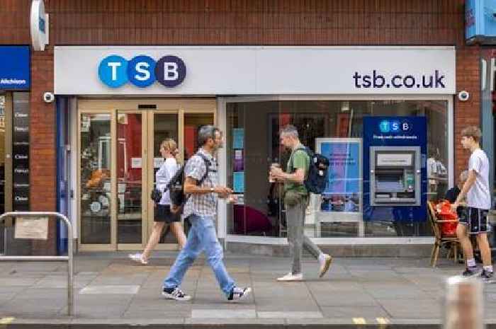 Santander agrees £2.65bn deal to take over TSB amid branch closures and job loss fears