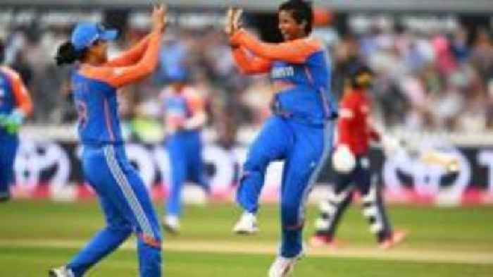 Poor England slump to second T20 defeat by India