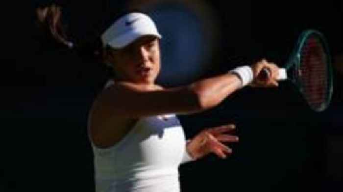 Why Raducanu needs to take risk against former Wimbledon champion