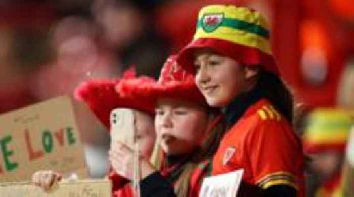 Euro 2025 i arwain at 'fwy o fuddsoddiad ar lawr gwlad'