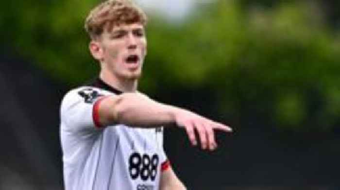 Harrogate sign Doncaster defender Faulkner